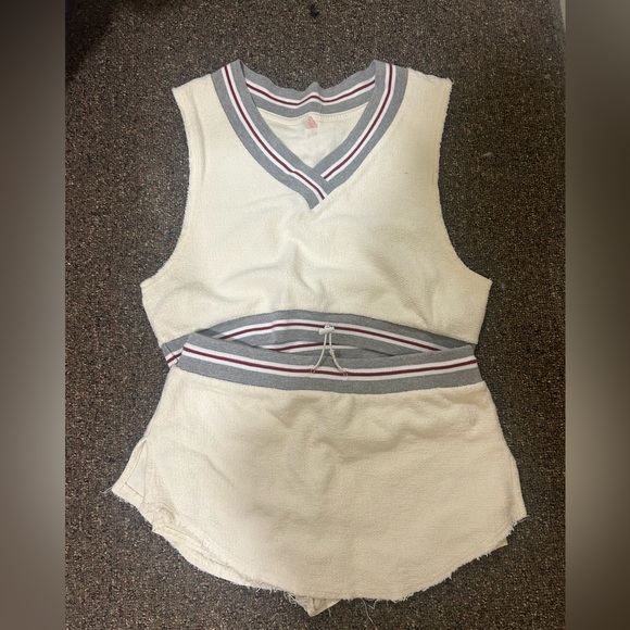 Free People Movement Set - Picture 1 of 1